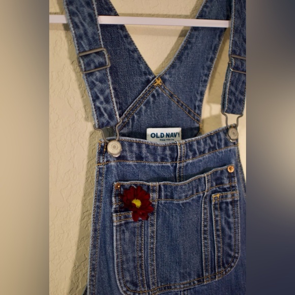 Old Navy Demi Overalls - Picture 5 of 7